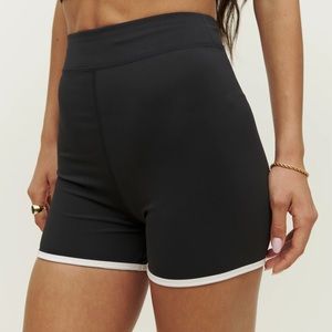 Reformation Carson Ecomove High Rise 3" Biker Short in black